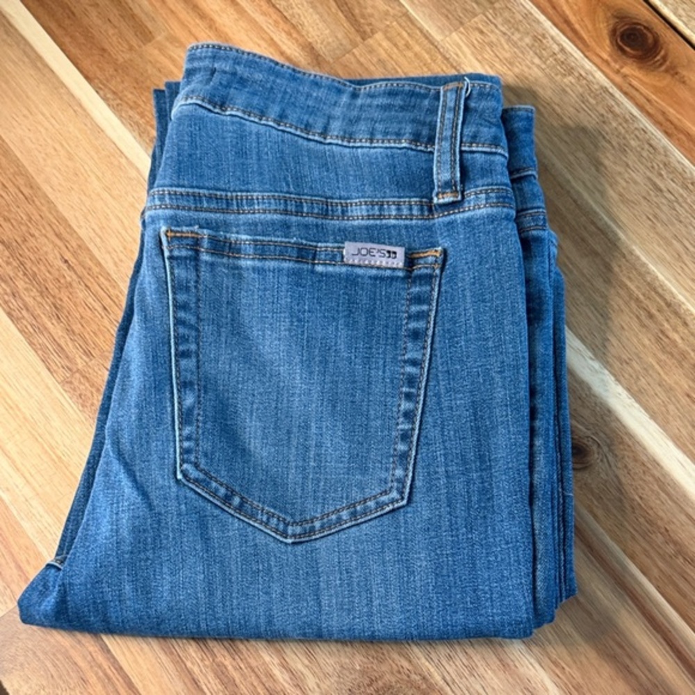 Joe’s Jeans Mid Rise Bootcut | Classic Medium Wash Stretch Denim Women's 28